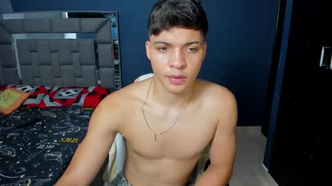 Snapshot of davidro030 chatting on 10-03-25, 01:24 davidro030 online show from 10-03-25, 01:24