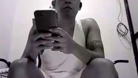 Snapshot of davidrocero chatting on 12-16-24, 12:27 davidrocero online show from 12-16-24, 12:27