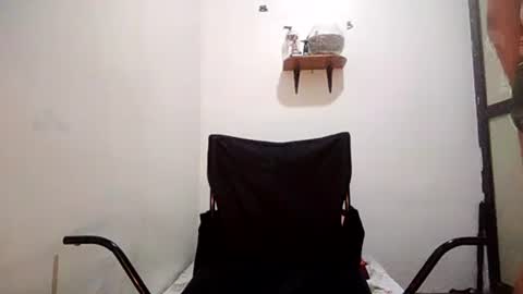 Snapshot of davidrocero chatting on 02-17-25, 02:59 davidrocero online show from 02-17-25, 02:59