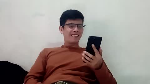 Snapshot of davidrocero chatting on 12-01-25, 12:54 davidrocero online show from 12-01-25, 12:54