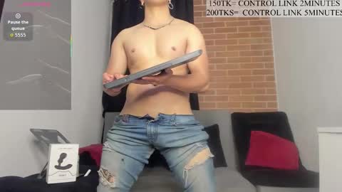 davidx_x21 online show from 11-19-25, 08:03