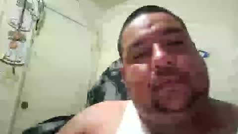 davidzhere222800 online show from 01-05-25, 12:31