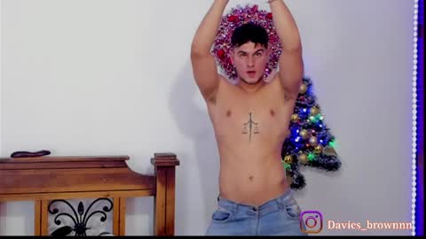 Snapshot of davies_brown chatting on 12-09-24, 10:52 Davies brown    schedule 12pm to 5pm col time online show from 12-09-24, 10:52