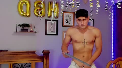 Snapshot of davies_brown chatting on 01-13-25, 11:27 Davies brown    schedule 12pm to 5pm col time online show from 01-13-25, 11:27