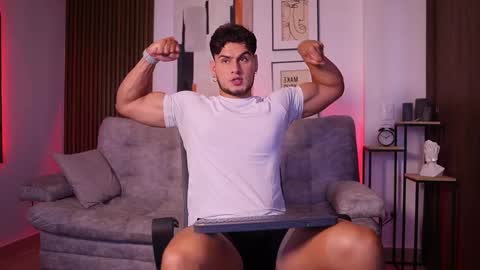 Snapshot of davies_brown chatting on 09-29-25, 08:13 Davies brown    schedule 12pm to 5pm col time online show from 09-29-25, 08:13