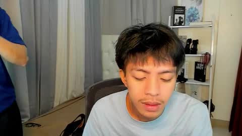 Snapshot of davincihugecock chatting on 02-06-26, 04:32 daniel online show from 02-06-26, 04:32