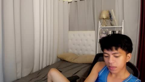 Snapshot of davincihugecock chatting on 03-03-26, 04:46 daniel online show from 03-03-26, 04:46