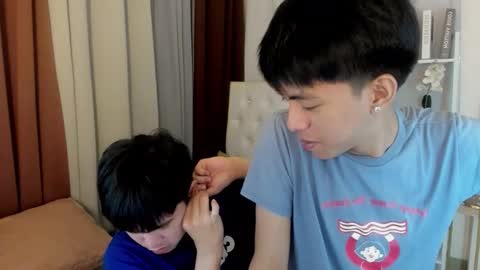 Snapshot of davincihugecock chatting on 03-07-26, 04:48 daniel online show from 03-07-26, 04:48