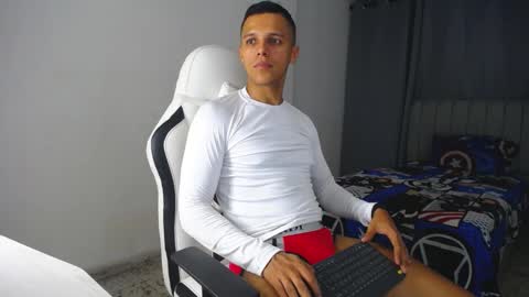 David Angel online show from 01-08-25, 04:44