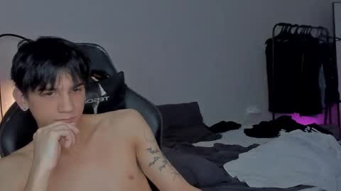 davis online show from 01-29-25, 02:21