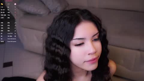 Call me Kira welcome online show from 04-25-26, 01:08