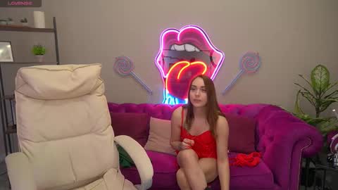 DawnGwin      Sasha online show from 03-12-26, 06:52