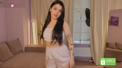 day_one_darling online show from 10-29-25, 04:59