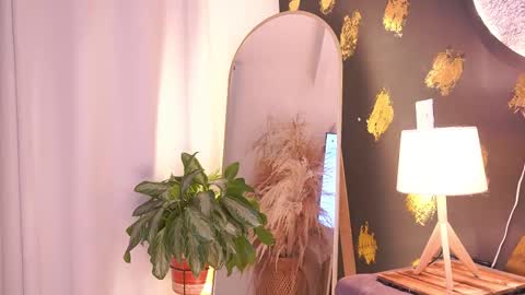 Snapshot of day_wilkint chatting on 12-01-25, 12:48 Day Wilkinht online show from 12-01-25, 12:48