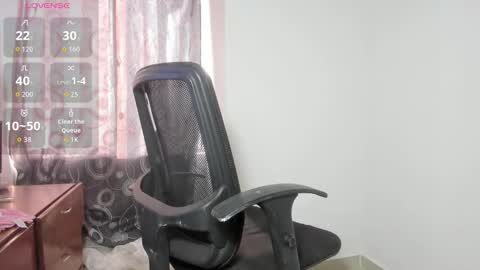 Dayan foxx online show from 02-14-26, 09:44