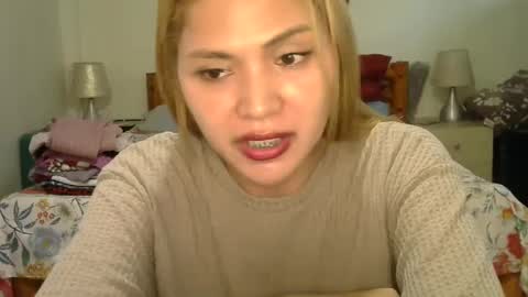 Snapshot of dayanasangre chatting on 01-13-25, 07:43 Dayana Cristal online show from 01-13-25, 07:43