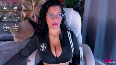 Snapshot of dayanne_campbelll chatting on 10-28-25, 10:01 Dayanne online show from 10-28-25, 10:01