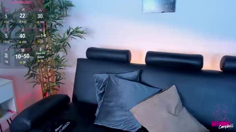 Snapshot of dayanne_campbelll chatting on 11-18-25, 11:37 Dayanne online show from 11-18-25, 11:37