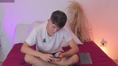 Snapshot of dayner_fox chatting on 01-19-26, 05:11 dayner_fox online show from 01-19-26, 05:11