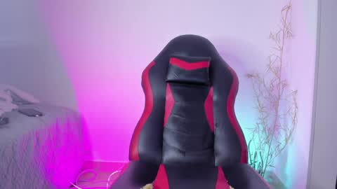 dayner_fox online show from 04-10-26, 11:42