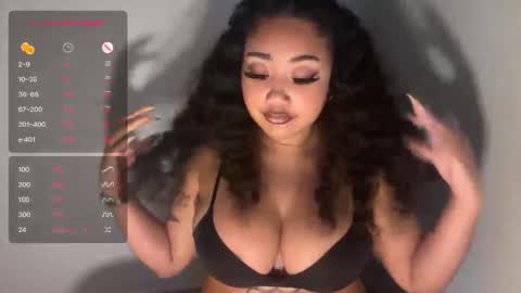 dayqueen1 online show from 10-06-25, 09:23