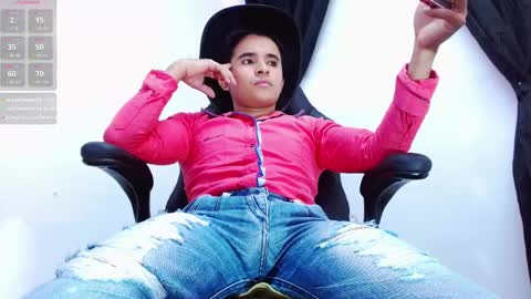 Snapshot of dayro_dduran chatting on 11-08-25, 06:29 dayro_dduran online show from 11-08-25, 06:29