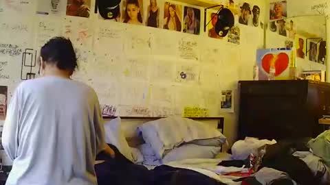 Snapshot of dbeamon92 chatting on 02-05-26, 06:12 dbeamon92 online show from 02-05-26, 06:12