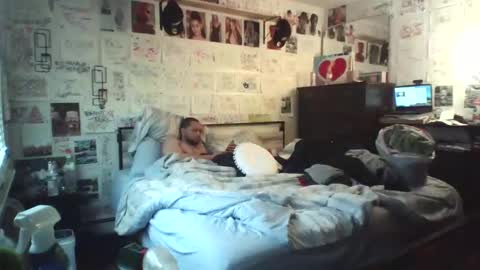 Snapshot of dbeamon92 chatting on 02-07-26, 02:21 dbeamon92 online show from 02-07-26, 02:21