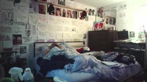 Snapshot of dbeamon92 chatting on 02-14-26, 12:24 dbeamon92 online show from 02-14-26, 12:24