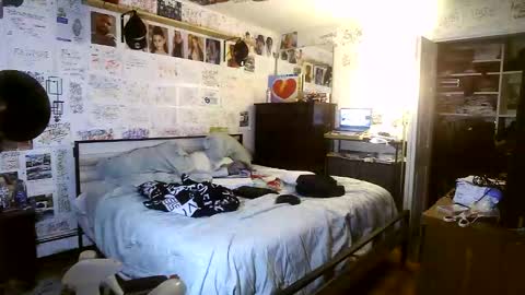 Snapshot of dbeamon92 chatting on 02-20-26, 10:54 dbeamon92 online show from 02-20-26, 10:54