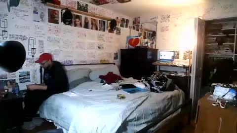 Snapshot of dbeamon92 chatting on 02-23-26, 01:52 dbeamon92 online show from 02-23-26, 01:52