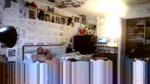 Snapshot of dbeamon92 chatting on 03-04-26, 04:02 dbeamon92 online show from 03-04-26, 04:02