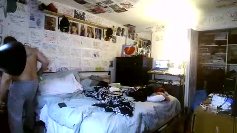 Snapshot of dbeamon92 chatting on 03-05-26, 06:04 dbeamon92 online show from 03-05-26, 06:04