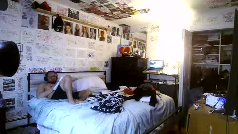 Snapshot of dbeamon92 chatting on 03-06-26, 06:04 dbeamon92 online show from 03-06-26, 06:04