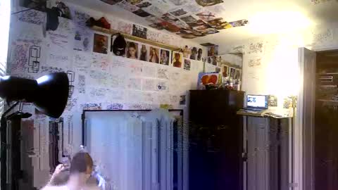 Snapshot of dbeamon92 chatting on 03-08-26, 02:10 dbeamon92 online show from 03-08-26, 02:10