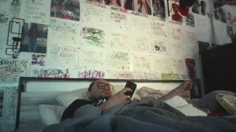 dbeamon92 online show from 06-09-26, 01:39