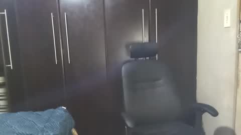 Snapshot of dbnpoizn chatting on 01-31-25, 10:21 dbnpoizn online show from 01-31-25, 10:21