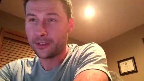 Snapshot of dconstruction chatting on 10-25-25, 04:20 dconstruction online show from 10-25-25, 04:20