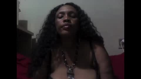 Snapshot of ddboobsnipples chatting on 12-05-24, 10:45 ddboobsnipples online show from 12-05-24, 10:45