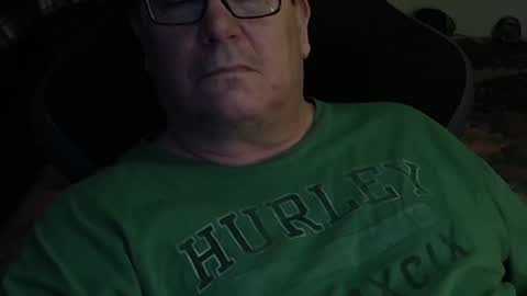 Snapshot of ddc444 chatting on 09-28-25, 07:19 DC online show from 09-28-25, 07:19