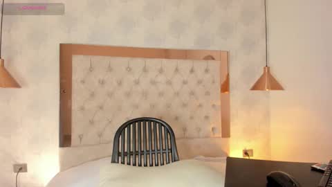 dea_athenea online show from 10-29-25, 09:27