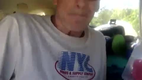 Snapshot of deanofflove221000 chatting on 10-13-25, 07:52 deanofflove221000 online show from 10-13-25, 07:52