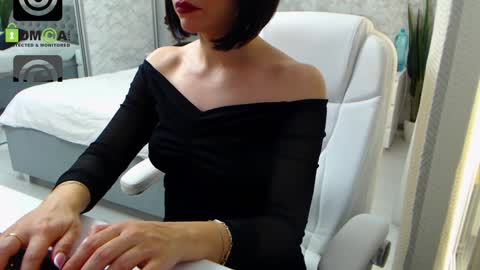 Elly online show from 01-11-25, 12:40