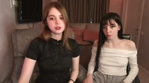 Snapshot of dear_helga chatting on 02-14-25, 04:20 dear_helga online show from 02-14-25, 04:20