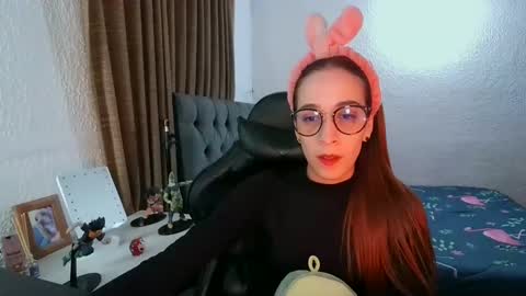 Snapshot of dear_juliet chatting on 12-08-24, 12:51 Juliet online show from 12-08-24, 12:51