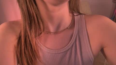 Snapshot of dearmoa chatting on 05-30-26, 08:28 Moa . online show from 05-30-26, 08:28