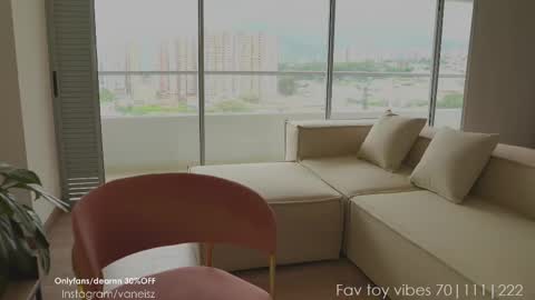 NINA   30OFF online show from 02-11-25, 08:20