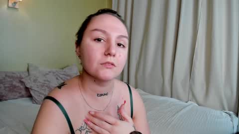 Debbie Mon Tue Fri Sun Sat GMT 3 1000am - 0400pm  online show from 12-28-24, 09:19