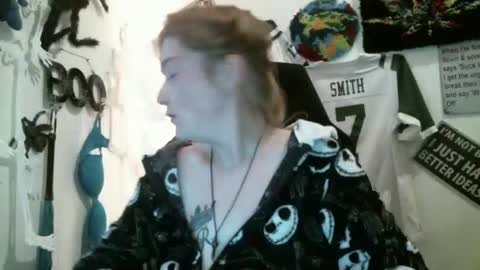 DEBBIE online show from 10-15-25, 08:25