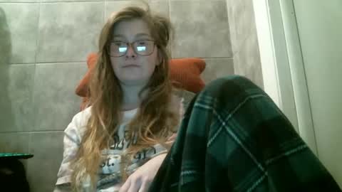 Snapshot of debbieafterhours69 chatting on 04-08-26, 04:34 DEBBIE online show from 04-08-26, 04:34